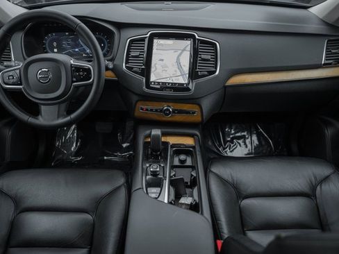 Certified 2023 Volvo XC90 B6 Plus w/ Protection Package Premier image 21