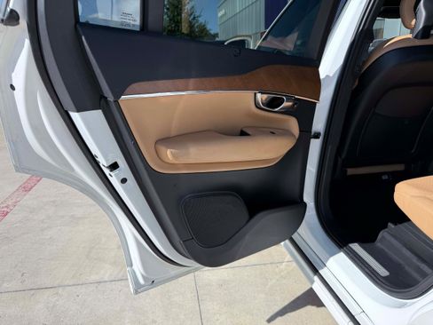 Used 2018 Volvo XC90 T6 Inscription w/ Convenience Package AWD/4WD image 15