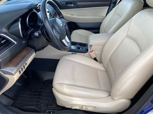 Used 2016 Subaru Outback 3.6R Limited image 10