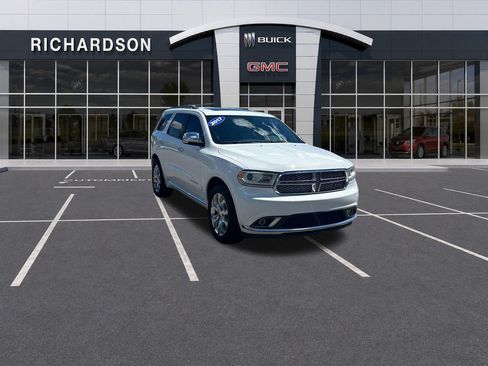 Used 2017 Dodge Durango Citadel w/ Premium Entertainment Group AWD/4WD image 8