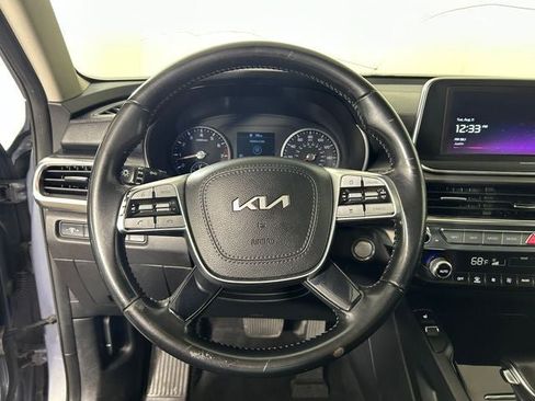 Used 2022 Kia Telluride S AWD/4WD image 13