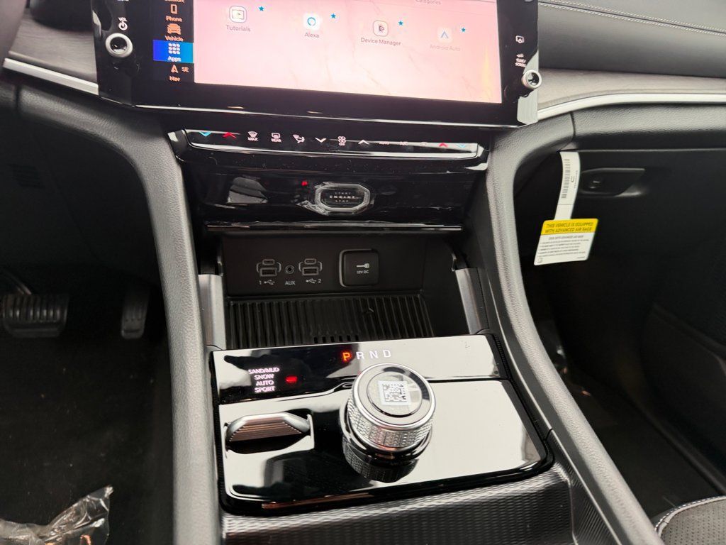 New 2026 Jeep Grand Cherokee Altitude AWD/4WD image 11