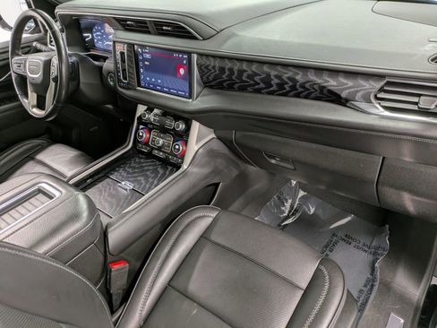Used 2022 GMC Yukon Denali AWD/4WD image 30