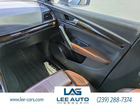 Used 2020 Audi Q5 2.0T Premium Plus AWD/4WD image 16