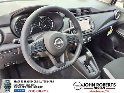 Used 2025 Nissan Versa S w/ Trunk Package image 5