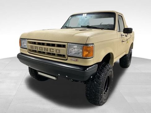 Used 1989 Ford Bronco Custom image 4