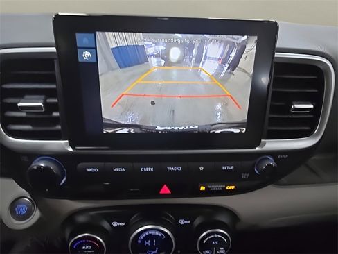 New 2026 Hyundai Venue SEL image 25