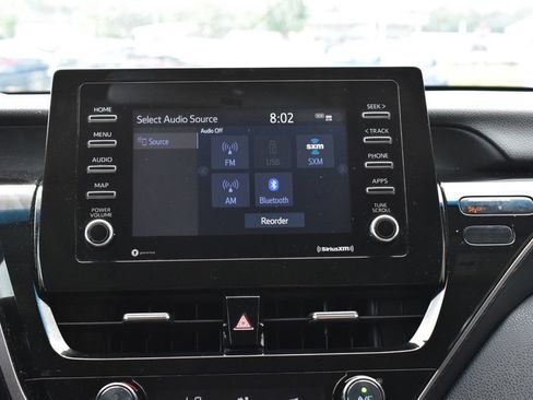 Used 2021 Toyota Camry SE FWD image 32