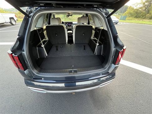 Used 2023 Kia Sorento SX Prestige image 27