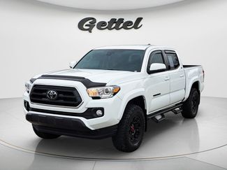 Used 2023 Toyota Tacoma SR5 video 1