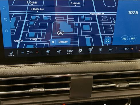 Used 2024 Lincoln Corsair Reserve w/ Equipment Group 201A image 24