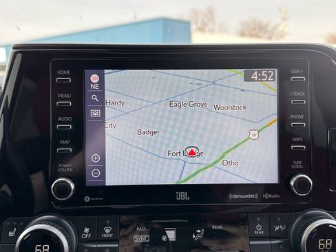 Used 2021 Toyota Highlander XSE image 36