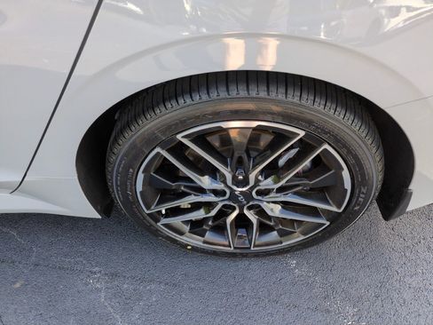 Used 2024 Kia K5 GT FWD image 9
