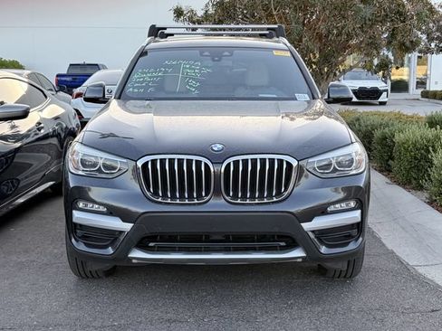 Used 2018 BMW X3 xDrive30i w/ Convenience Package AWD/4WD image 2