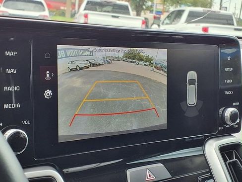 Used 2022 Kia Sorento S FWD image 25