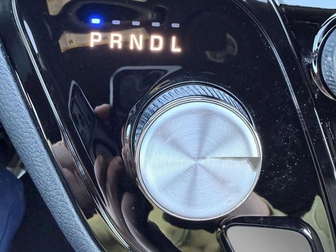 New 2026 Chrysler Pacifica Select image 18