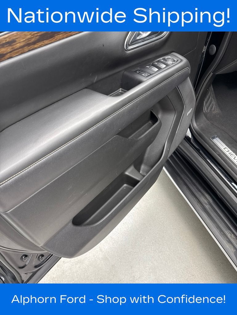 Used 2023 Chevrolet Tahoe Premier AWD/4WD image 13