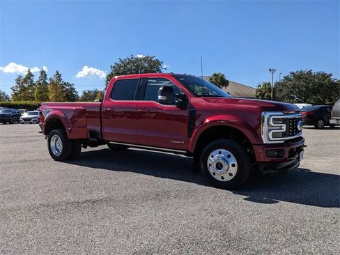 Used 2025 Ford F450 Platinum image 2