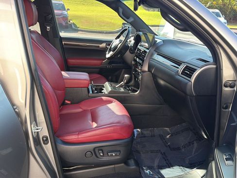 Certified 2023 Lexus GX 460 Luxury w/ Sport Design Package AWD/4WD image 14