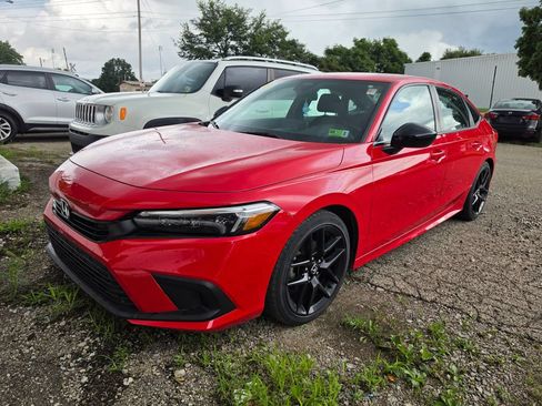 Used 2022 Honda Civic Sport image 1