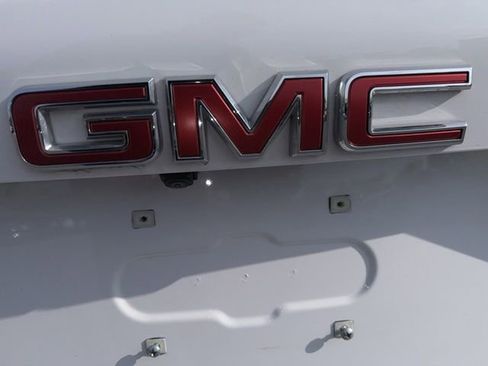 Used 2025 GMC Terrain Elevation image 21