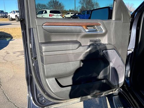 Used 2023 Chevrolet Silverado 1500 High Country w/ High Country Premium Package image 20