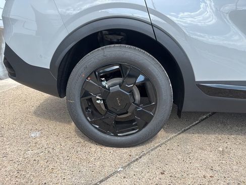 New 2026 Kia Sportage X-Line w/ X-Line Technology Package image 9