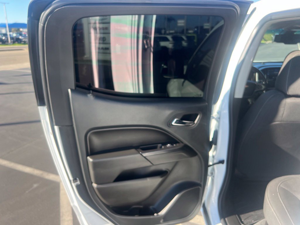 Used 2022 Chevrolet Colorado LT w/ Chrome Appearance Package RWD image 25