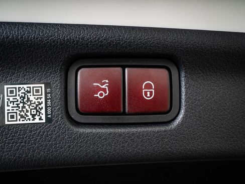 Certified 2025 Mercedes-Benz C 300 4MATIC Sedan image 20