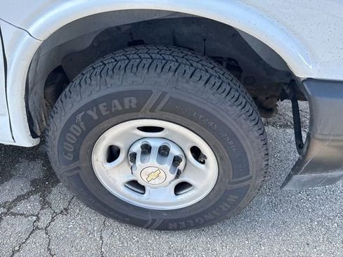 Used 2023 Chevrolet Express 3500 LS image 6