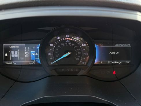 Used 2022 Ford Edge SEL image 18