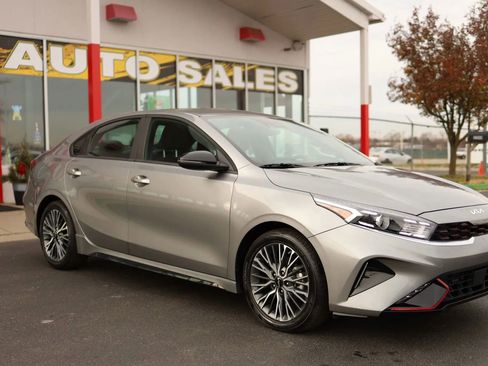 Used 2024 Kia Forte GT-Line w/ GT-Line Premium Package image 3