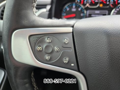 Used 2018 GMC Yukon XL SLT image 29