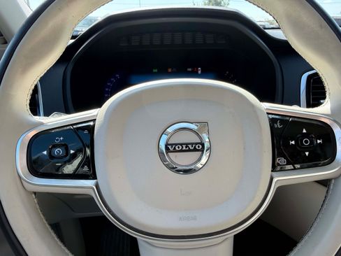 Certified 2023 Volvo XC90 B6 Plus w/ Protection Package Premier AWD/4WD image 15