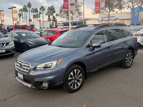 Used 2016 Subaru Outback 3.6R Limited AWD/4WD image 3