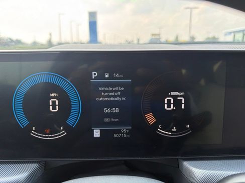 Used 2025 Hyundai Sonata SEL FWD image 13