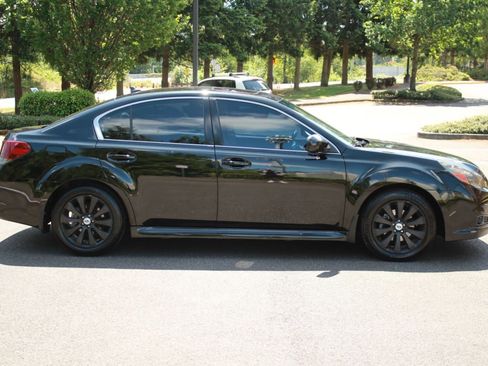 Used 2012 Subaru Legacy 2.5i Limited AWD/4WD image 7
