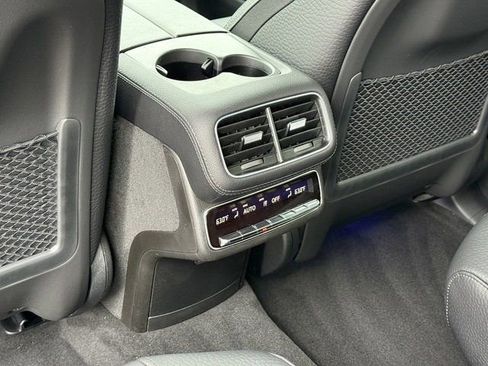 New 2025 Mercedes-Benz GLS 450 4MATIC image 15