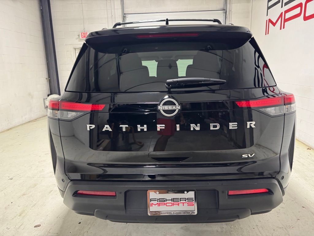 Used 2023 Nissan Pathfinder SV FWD image 5