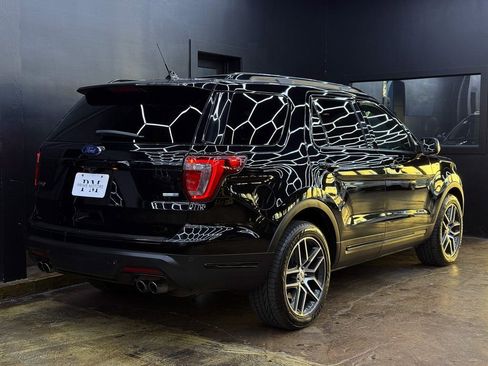 Used 2018 Ford Explorer Sport w/ Equipment Group 401A image 9