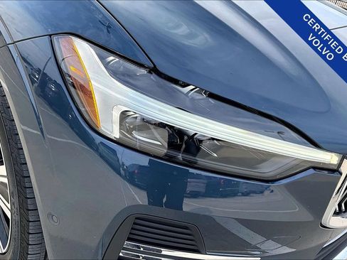 Certified 2023 Volvo XC60 B5 Plus w/ Protection Package Premier image 38