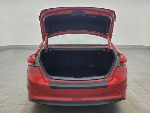 Used 2017 Hyundai Elantra SE FWD image 29