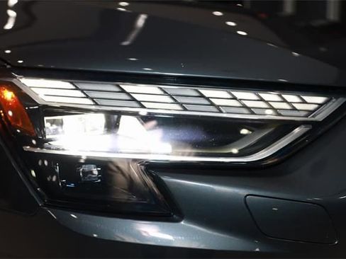 Used 2025 Audi A3 2.0T Premium image 34