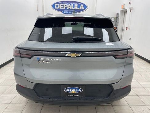 New 2026 Chevrolet Equinox EV LT image 18