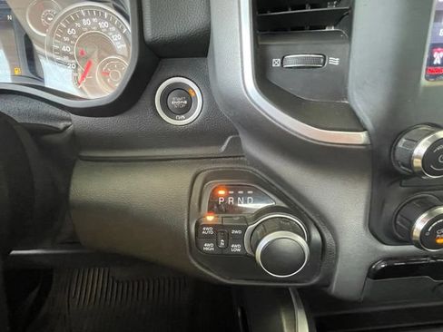 Used 2020 RAM 1500 Big Horn AWD/4WD image 25