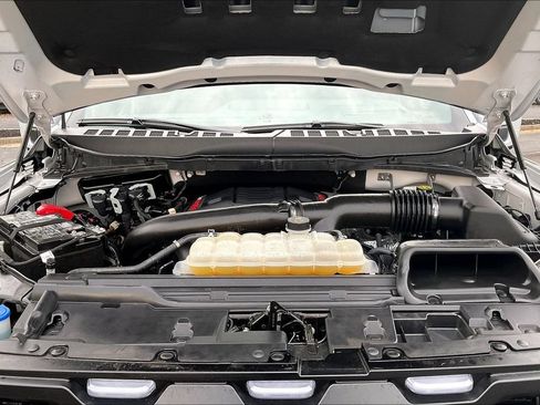 Used 2025 Ford F150 Raptor AWD/4WD image 32