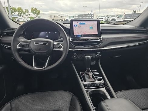 Used 2023 Jeep Compass Trailhawk w/ Trailhawk Elite Group image 25