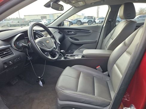 Used 2019 Chevrolet Impala LT w/ Sunroof and Spoiler Package image 10