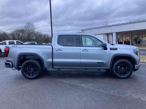 New 2026 GMC Sierra 1500 Elevation w/ LPO, Elevation Black Package AWD/4WD image 2