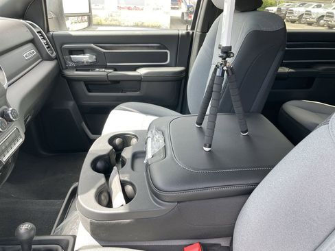 Used 2024 RAM 4500 SLT w/ Quick Order Package 2YG SLT image 35